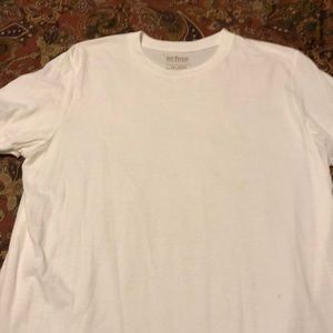 Bundle of 3 tee shirts. White. EUC